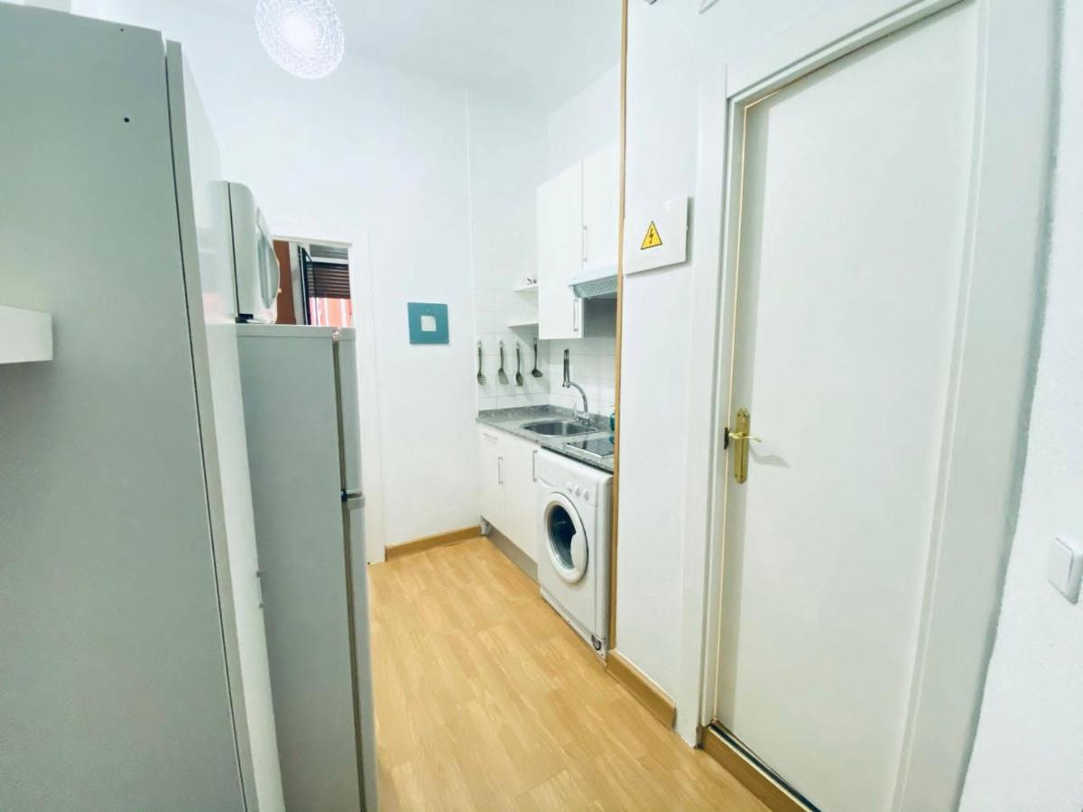 Apartamento en la Gran Vía de Madrid Exterior foto